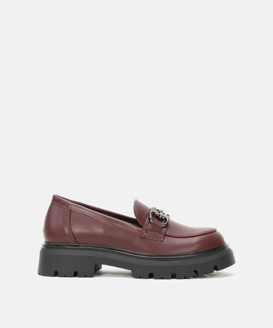 Mocasines burdeos detalle  image number null